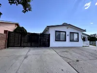 Cozy & Quiet Centralized Studio - Apartments