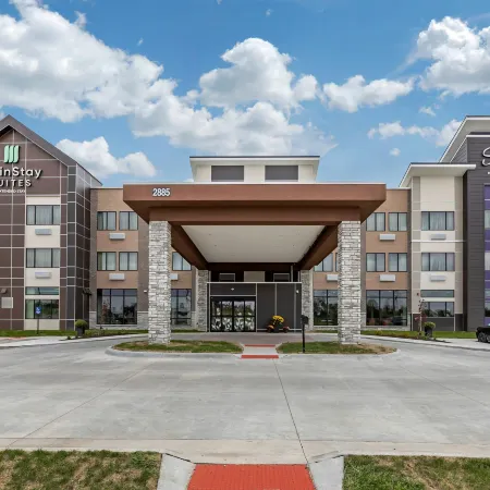 MainStay Suites Waukee-West des Moines