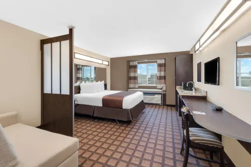 Microtel Inn & Suites by Wyndham Midland - Pet friendly