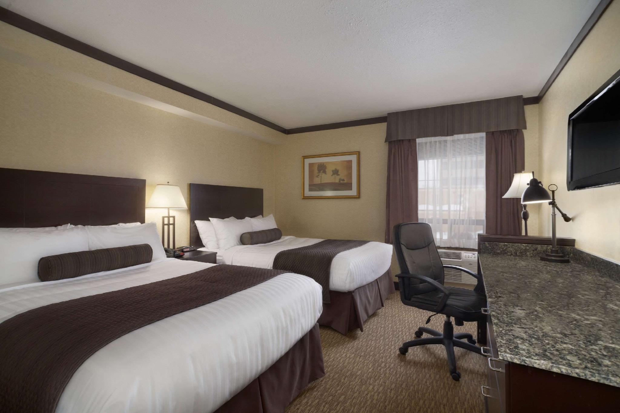 Days Inn & Suites by Wyndham Sault Ste. Marie on