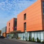 GoPark Hotel (ГоПарк Отельбывш. Холидей Инн Экспресс) Отели рядом с достопримечательностью «Городской Парк»