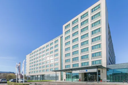 Radisson Blu Hotel Amsterdam Airport Отели в г. Aalsmeer