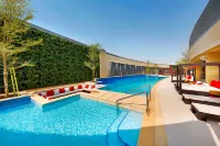 AlRayyan Hotel Doha, Curio Collection by Hilton - Luxury