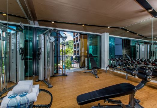 그로우 아오 낭 크라비의 해수 수영장 전경