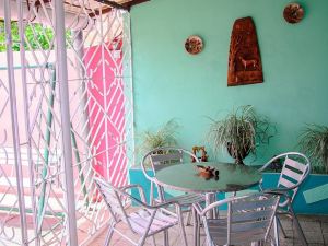 Hostal Leidy Laura - Triple Room with Private Bathroom