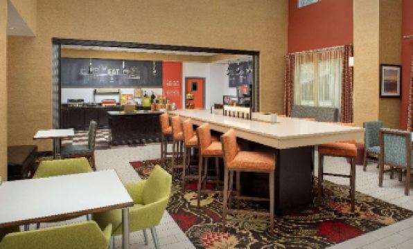 Hampton Inn & Suites Lakeland-South Polk Parkway