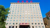 Jinyue Hotel Hotels in Yan'an railway station / South Bus Station;