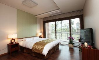 Raon Hotel & Resort