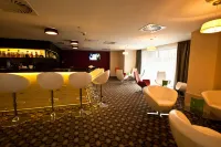 Holiday Inn Lodz Hotels in Паб'яніце