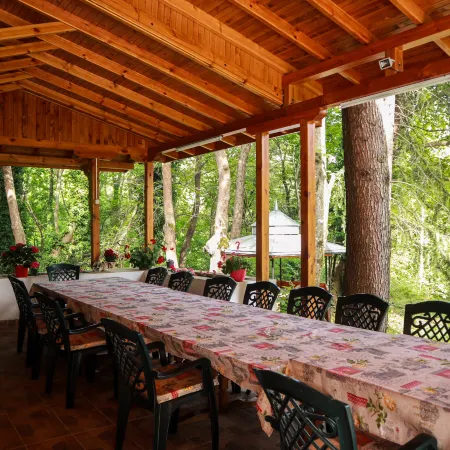 Bungalows Kamena in Kamena Village