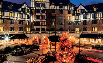 The Hotel Roanoke & Conference Center, Curio Collection by Hilton