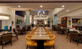 Hilton Garden Inn Lake Forest Mettawa