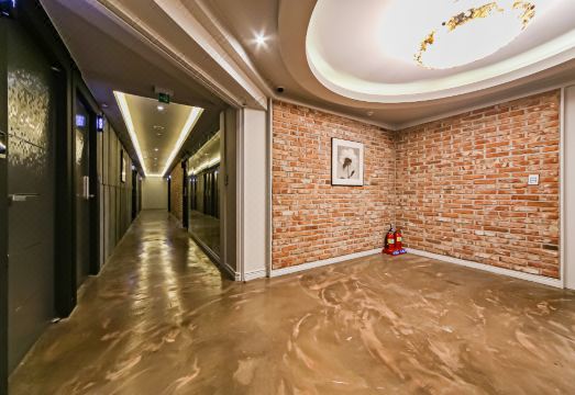 V호텔 객실 내부