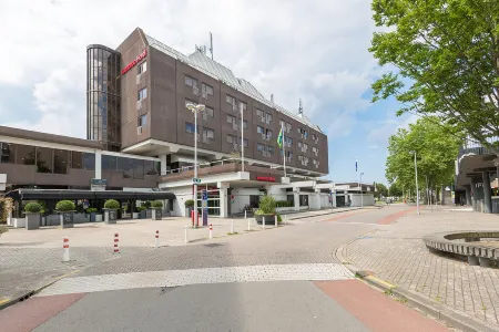Leonardo Hotel Lelystad City Center Отели рядом с Lelystad