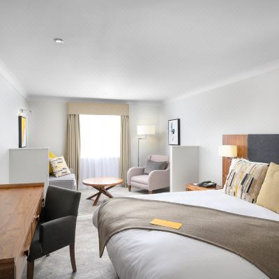 Standard queen Room VOCO OXFORD THAMES Promo Code