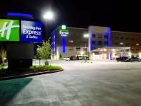 Holiday Inn Express & Suites TAYLOR by IHG Hotels in Williamson County