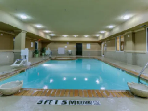 Holiday Inn Express & Suites HUNTSVILLE by IHG Hotels in Walker County
