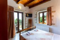 Peacefull Stone-Built Villa Hotels in Geropotamos