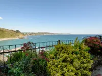 Rock Towers Hotels in Looe