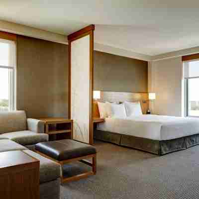 Hyatt Place New York Yonkers Rooms