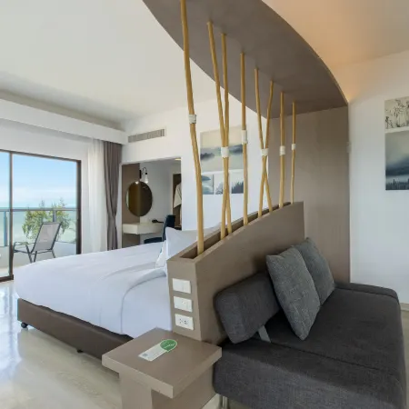Centara Life Cha-Am Beach Resort Hua Hin