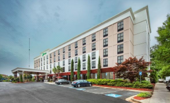 3. 홀리데이 인 호..