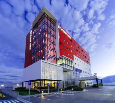 Ramada Encore by Wyndham San Luis Potosi Các khách sạn gần 3M Purification S de RL de CV