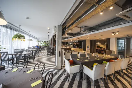 Rija VEF Hotel with Free Parking