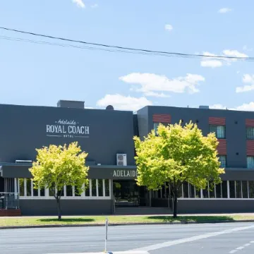 Adelaide Royal Coach