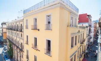 Palazzo Marigliano - Rooms & Suites