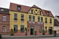 Gasthaus Und Pension "Zum Hauenden Schwein" Hotels in Coswig