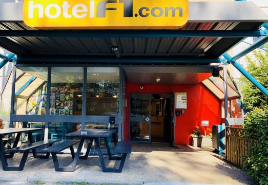 호텔F1 주변 상권