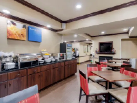 Comfort Inn & Suites Hillsville I-77 Hotels in Woodlawn