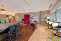 Home2 Suites by Hilton Lincolnshire Chicago Отели в г. Буффало Гров