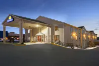 Spark by Hilton Woodstock