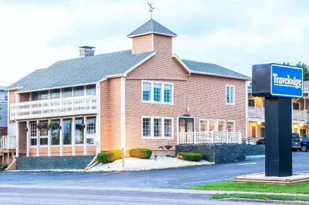 Travelodge by Wyndham South Burlington