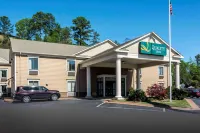 Quality Inn Phenix City Columbus - parking