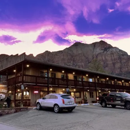 Pioneer Lodge Zion National Park-Springdale