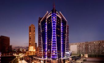 Movenpick Hotel Apartments Downtown Dubai