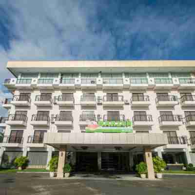 Marzon Hotel Kalibo Hotel Exterior