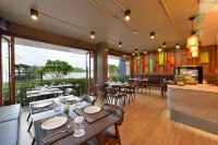 Amphawa Riverfront Hotel Hotels in Amphawa