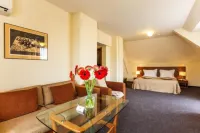 Sofia Place Hotel by Hmg