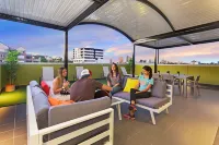 Breeze Lodge Hotels in Kangaroo Point