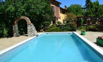 Il Fiorile - Housity