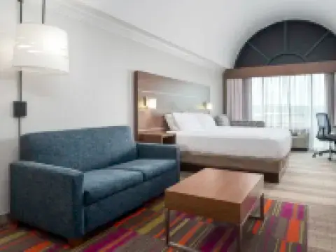 Holiday Inn Express & Suites MACON - I-475 by IHG Hotels in Macon