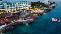 Hotel B Cozumel โรงแรมใน