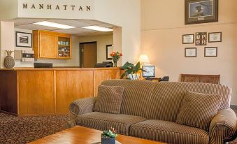 Super 8 by Wyndham Manhattan KS