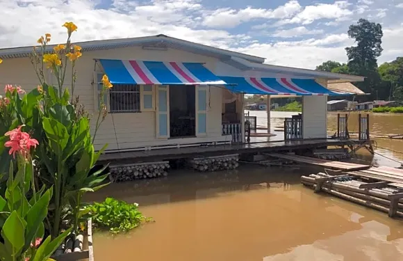 烏泰他尼烏帕伊旅舍