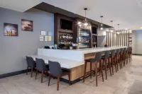 Holiday Inn POUGHKEEPSIE by IHG - bar