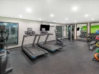 La Quinta Inn & Suites by Wyndham Houston Southwest Các khách sạn gần Trung tâm mua sắm Plazamericas Mall